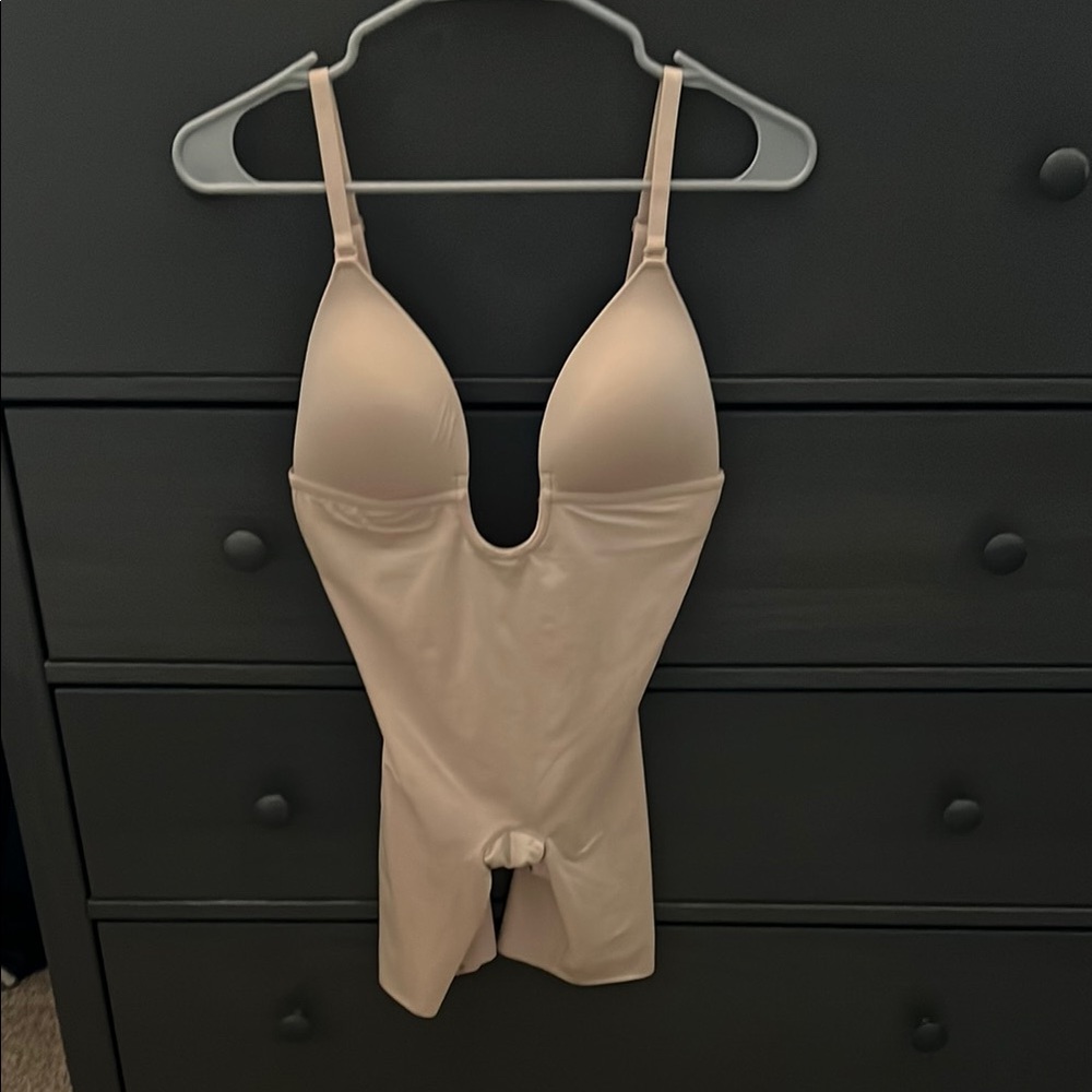 Spanx Suit Your Fancy Plunge Low-Back Mid-Thigh Bodysuit